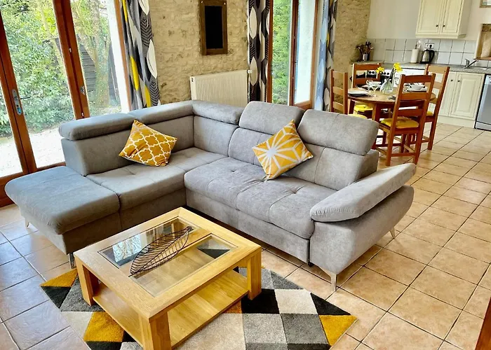 La Vieille Fromagerie בית נופש Brux